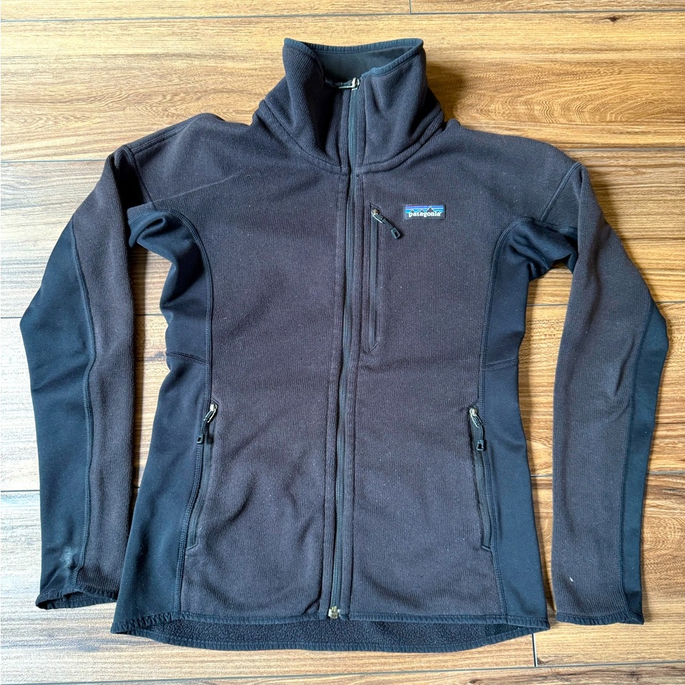 Used Patagonia Performance Better Sweater Black size small slim fit